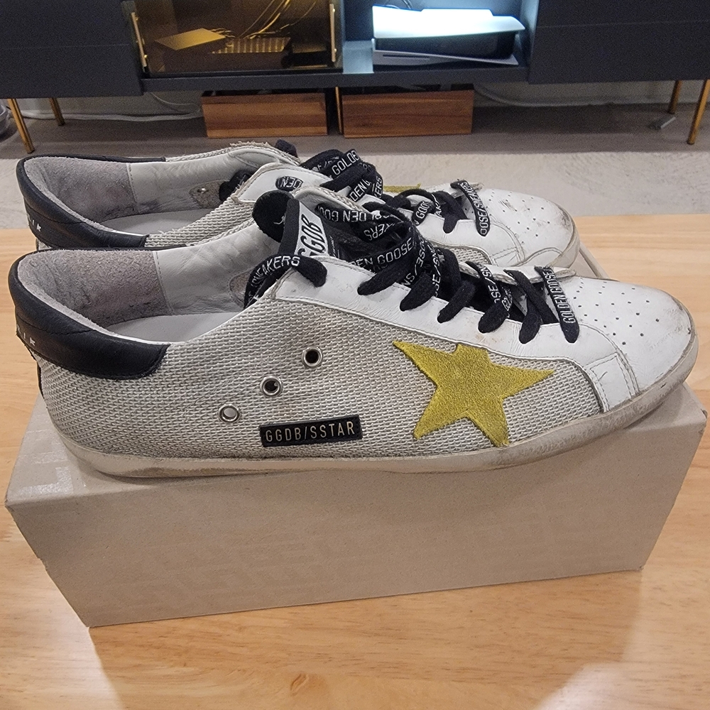 Golden Goose White Sneakers with Gold Star